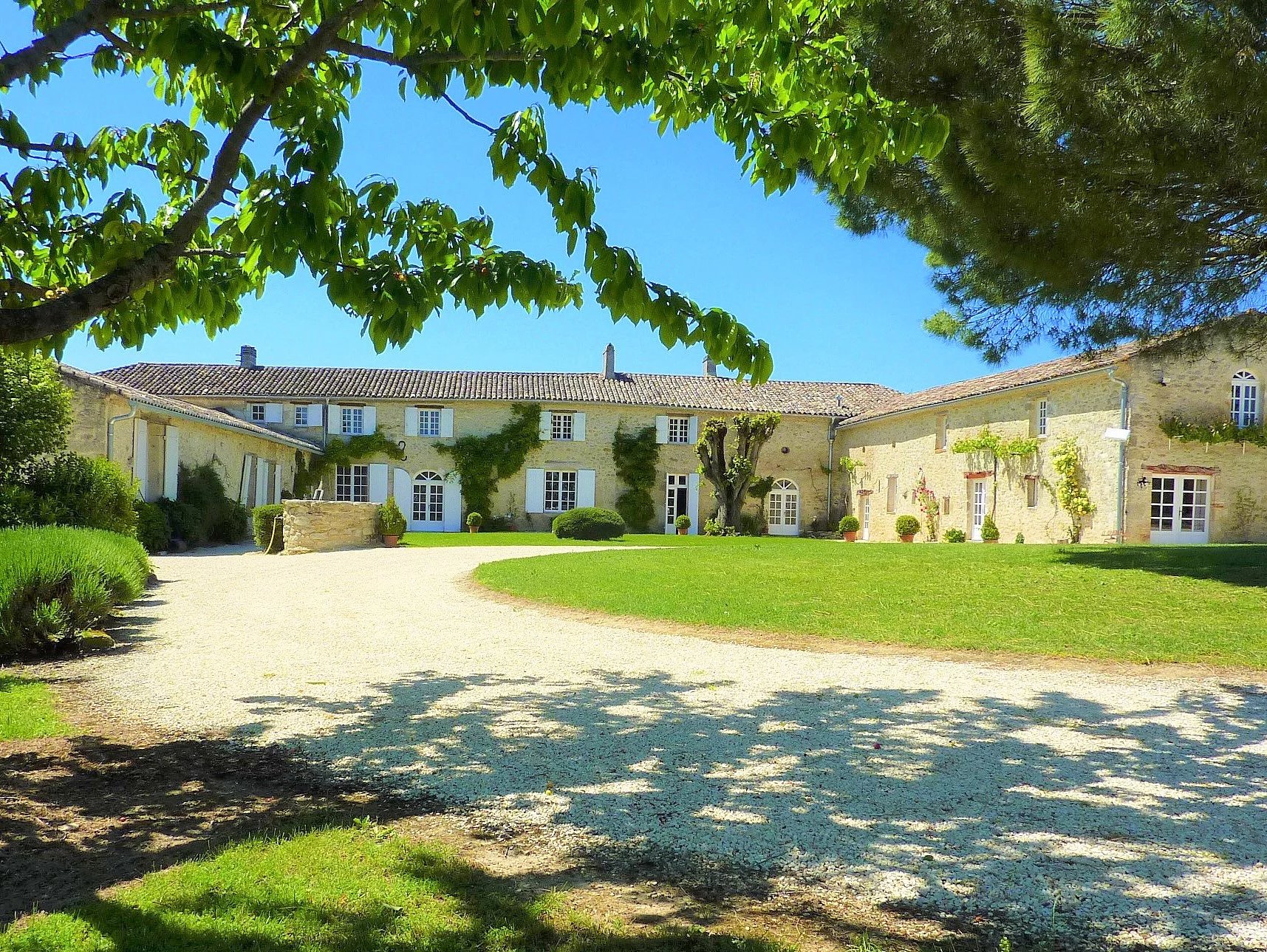 House in Monsegur - view 1