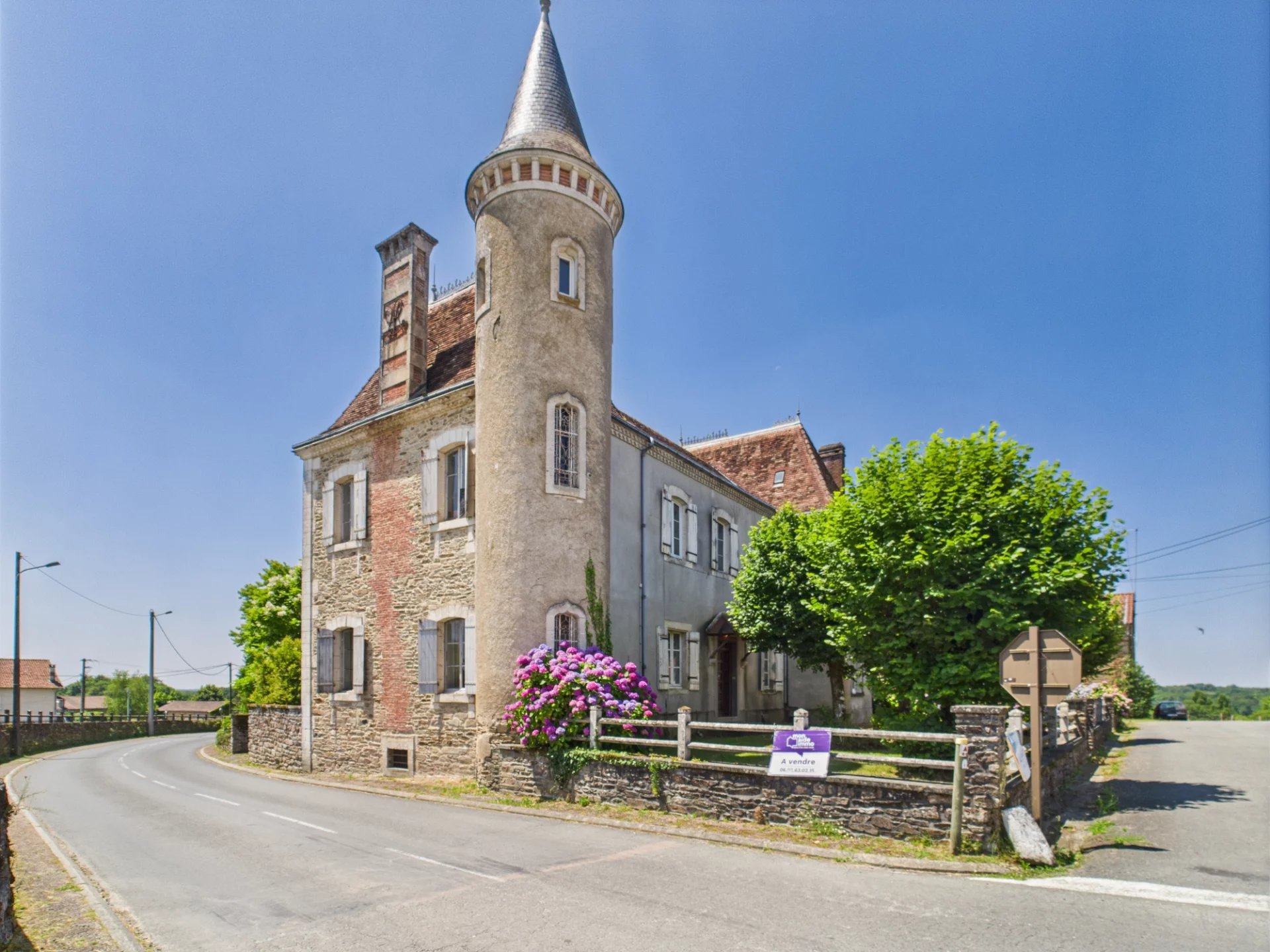 House in Mialet - view 1